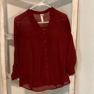maroon quarter length sleeve blouse